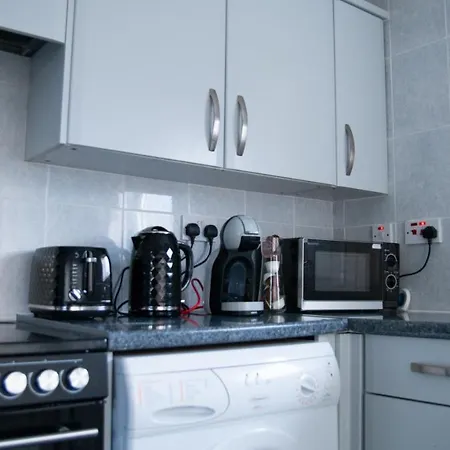 Service Leeds (West Yorkshire)